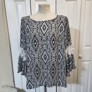 Zac & Rachel Bell Quarter Sleeve Top / Blouse